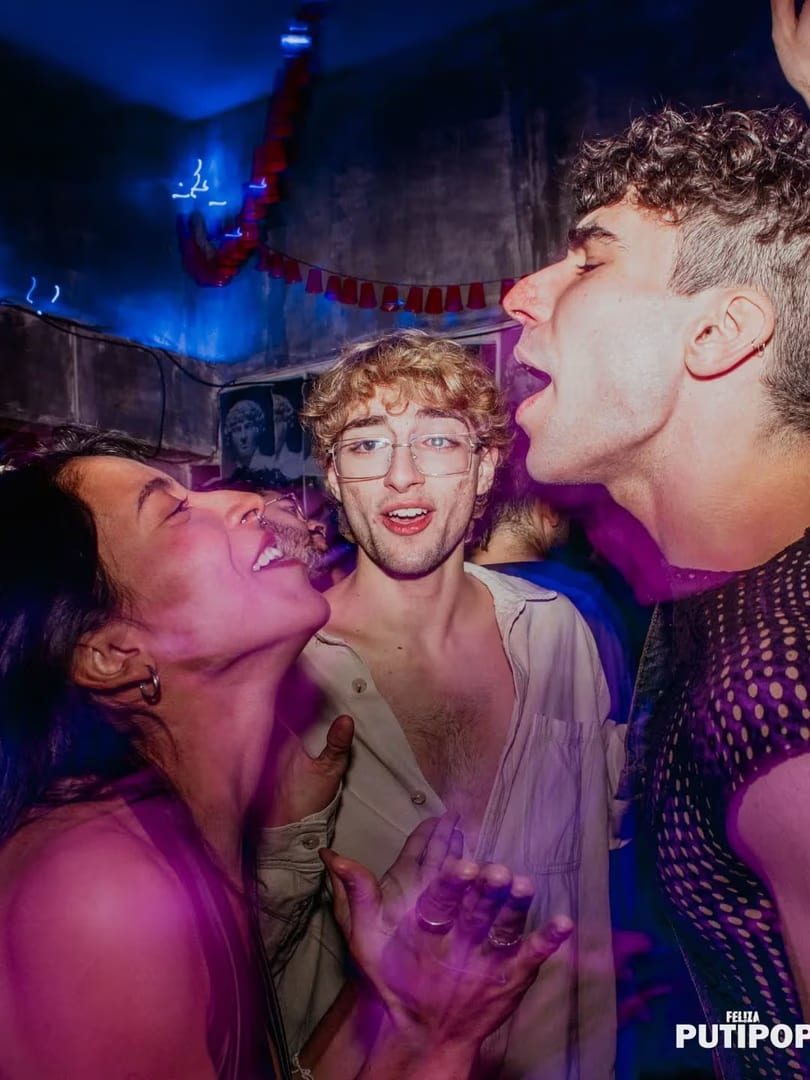 FEL!ZA Club LGBTIQ Buenos Aires — ************ SABADO PUTIPOP************
.............................PRIDE......
