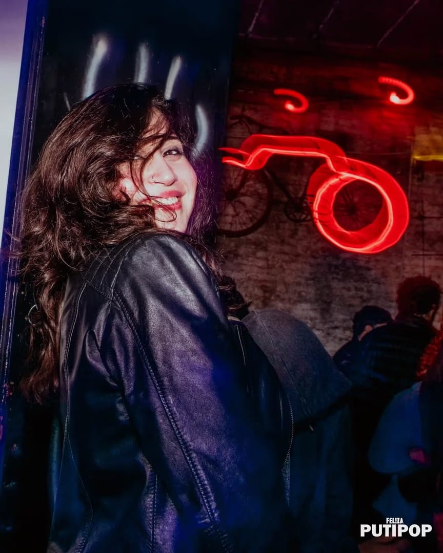 FEL!ZA Club LGBTIQ Buenos Aires — ************ SABADO PUTIPOP************
.................................2000s..