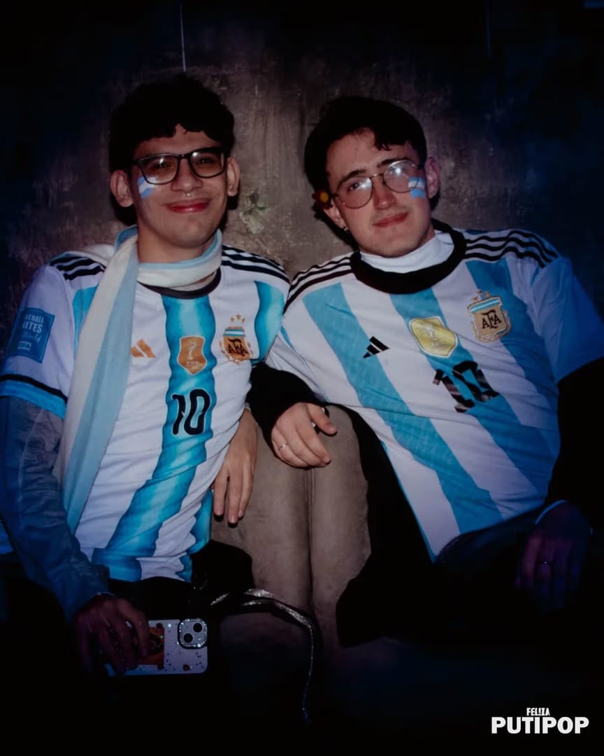 FEL!ZA Club LGBTIQ Buenos Aires — ************ SABADO PUTIPOP************
.............................2000s......
