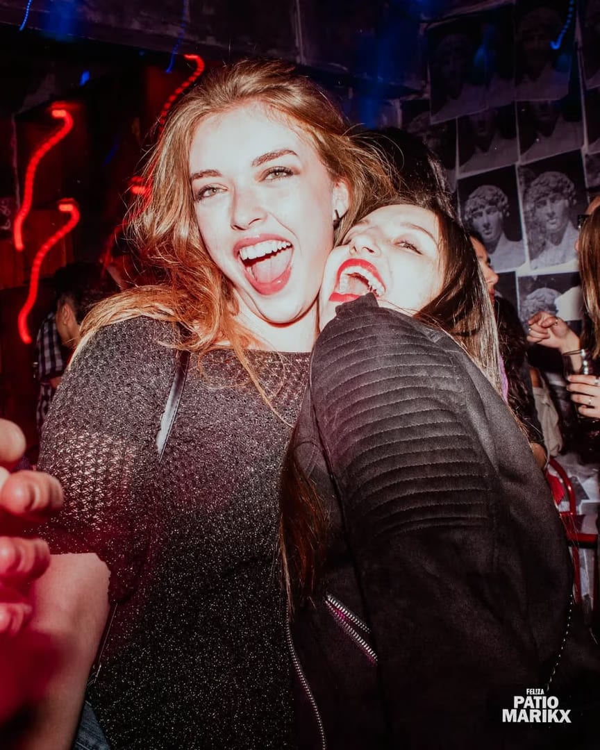 FEL!ZA Club LGBTIQ Buenos Aires — ×××××××VIERNES PATIO MARIKX ××××××
..............QUE NO TE LO CUENTEN...........