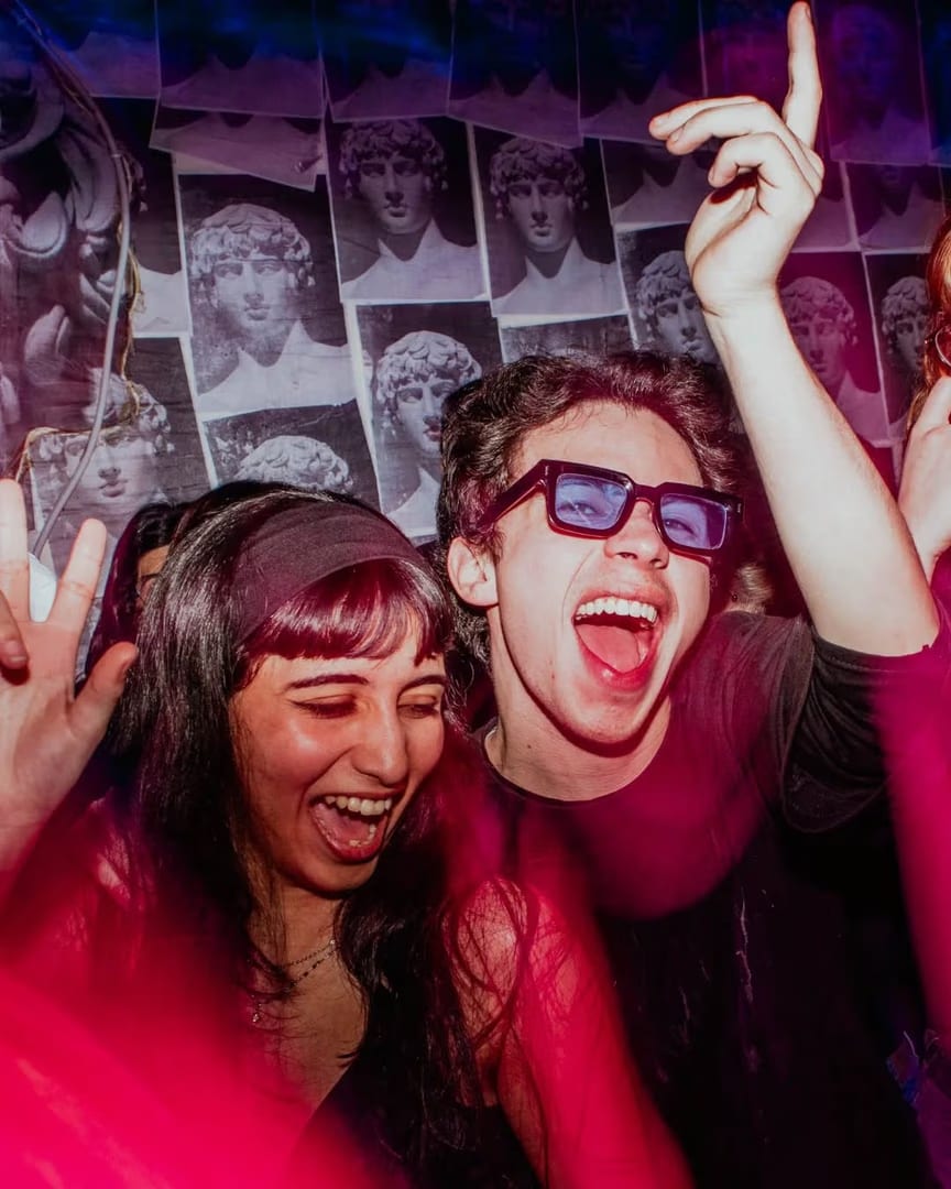 FEL!ZA Club LGBTIQ Buenos Aires — ÷÷÷÷÷÷÷÷ AFTER JUEVES ÷÷÷÷÷÷÷÷÷÷
....................EL MEJOR DIA...............
