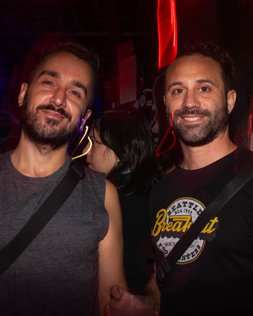 FEL!ZA Club LGBTIQ Buenos Aires — TINDER LGBTIQ🏳️‍🌈
veni a conocer el amorrrr / charlas de 10min con desconocidx