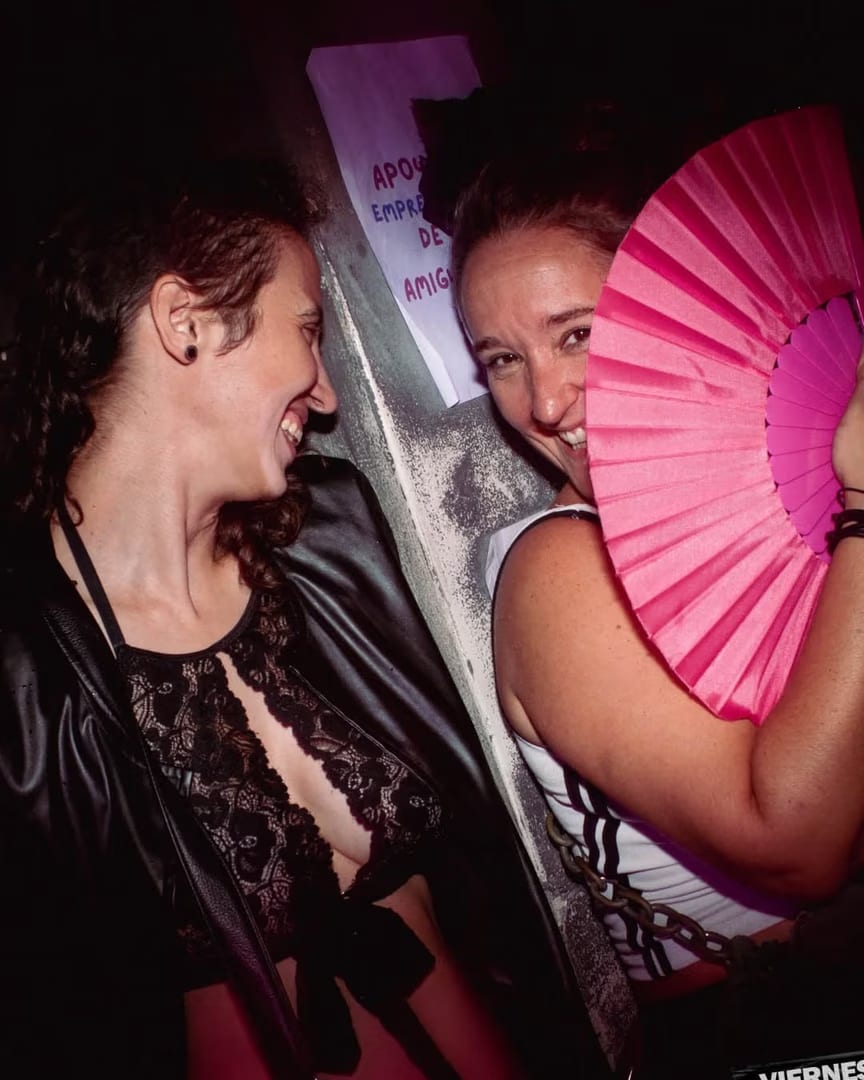 FEL!ZA Club LGBTIQ Buenos Aires — Lista para la primera FIESTA FEMME?
Hoy DOMINGO 24/5 PREFERIADO
LA FIESTA LES