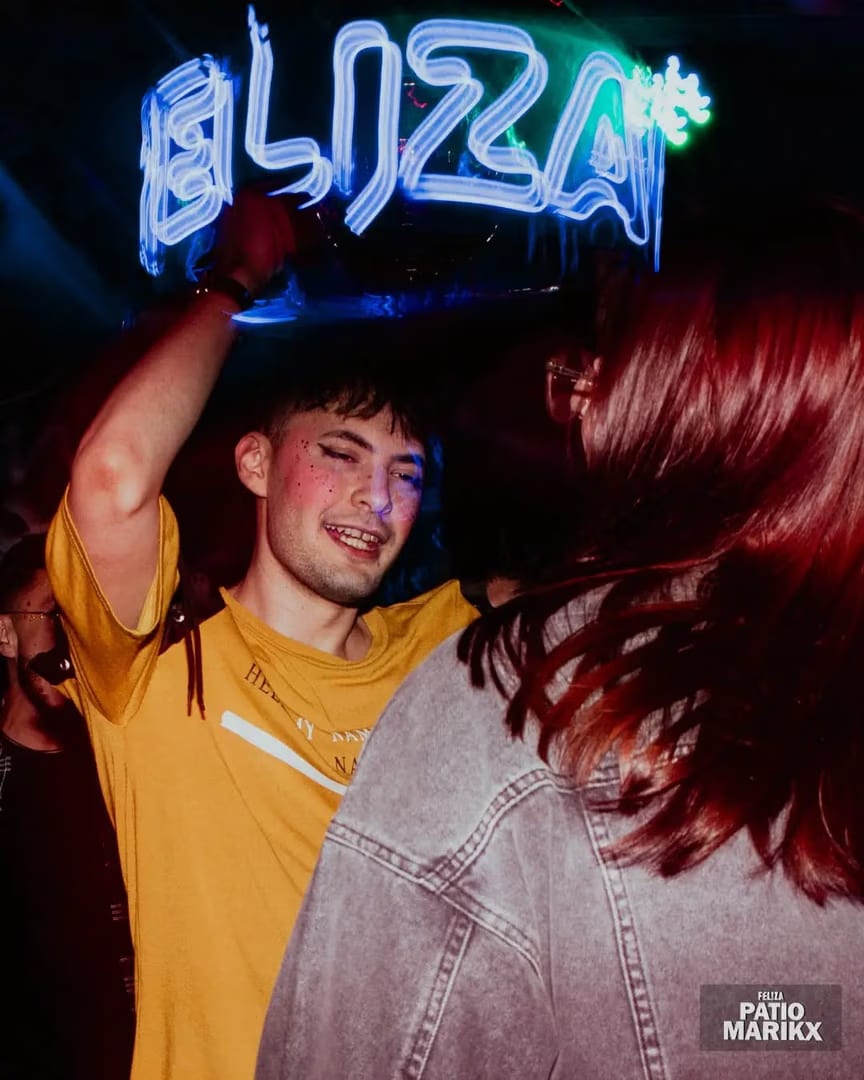 FEL!ZA Club LGBTIQ Buenos Aires — El viernes? Tranqui, brillando como diamantes...

www.felizarcoiris.com

FEL!ZA 