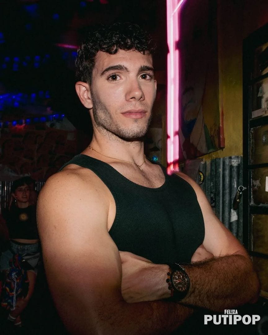 FEL!ZA Club LGBTIQ Buenos Aires — Un caos maravilloso
Putipop 
sab de 20 a 6am

FEL!ZA 
Tu oasis LGTBIQ en el medi
