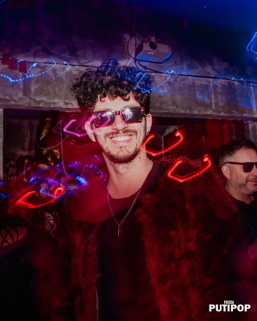 FEL!ZA Club LGBTIQ Buenos Aires — Vamos Argentina y les LGBTQUESES 
Ya estamos aca empezando los rituales antimufa