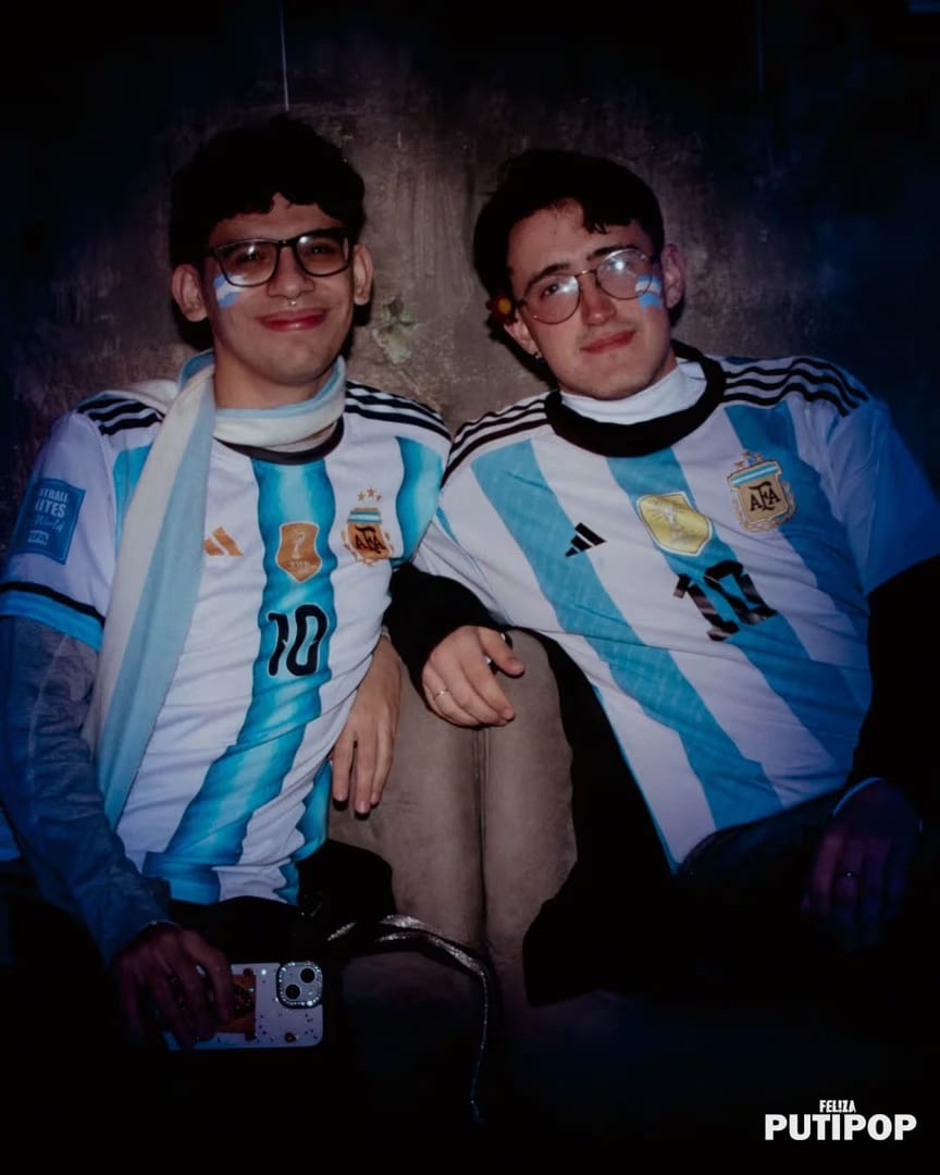 FEL!ZA Club LGBTIQ Buenos Aires — Ojo aca entramos en calor
Rodeate de gente multicolor y se feliza.

Mas info  en