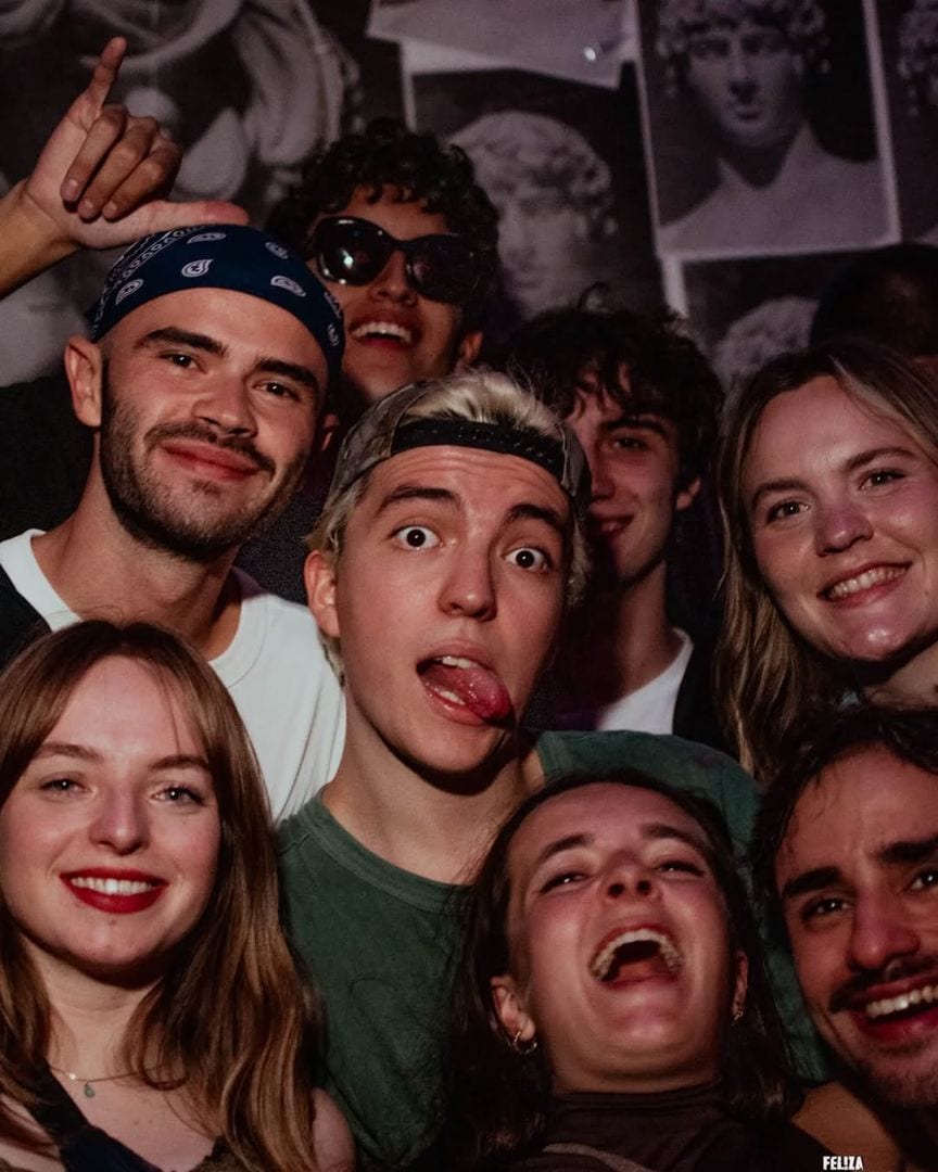 FEL!ZA Club LGBTIQ Buenos Aires — .

++++++++AFTER MIÉRCOLES++++++++
....................EMPEZÁ BIEN..............