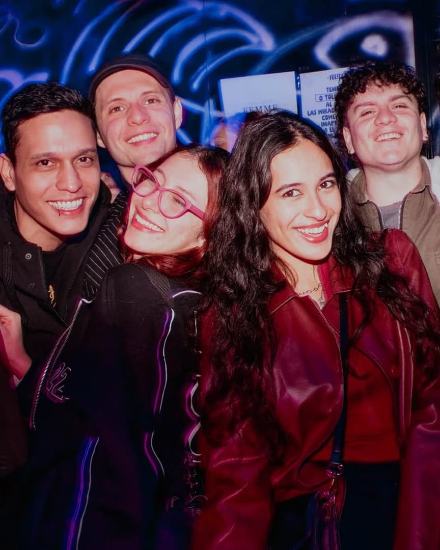 FEL!ZA Club LGBTIQ Buenos Aires — +++++++++++ DOMINGO ++++++++++++++
.................MAÑANA VEMOS................