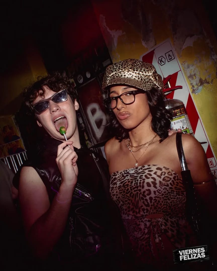 FEL!ZA Club LGBTIQ Buenos Aires — No llegues tarde
20 a 23h Viernes Sunset
24h POP vs PERREO
FEL!ZA
Hasta las 5