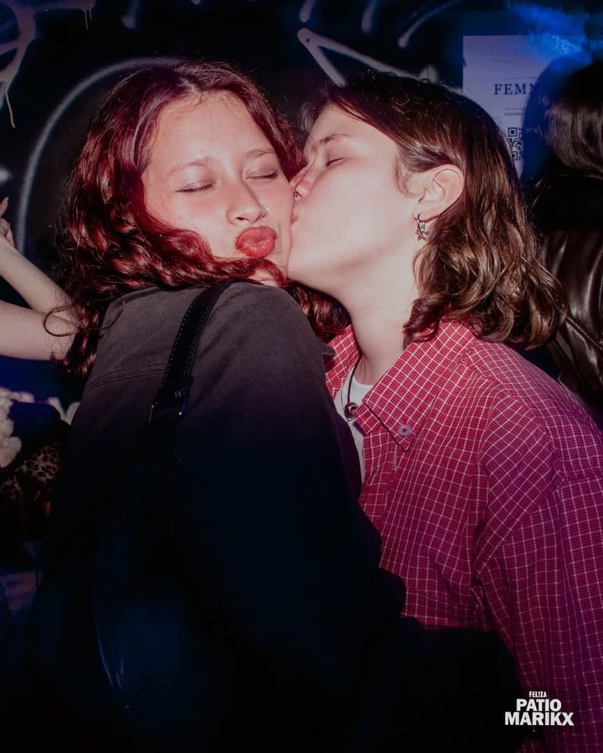 FEL!ZA Club LGBTIQ Buenos Aires — ×××××××VIERNES PATIO MARIKX ××××××
..............QUE NO TE LO CUENTEN...........