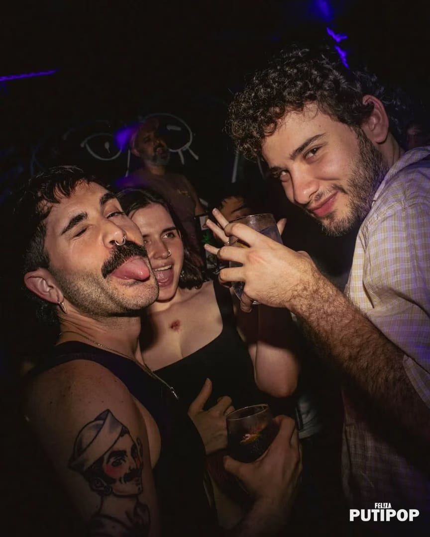 FEL!ZA Club LGBTIQ Buenos Aires — ***** SABADO PUTIPOP******
UNIVERSO QUEER
20h KARAOKE TEMPRANERO DELFINES
22h
