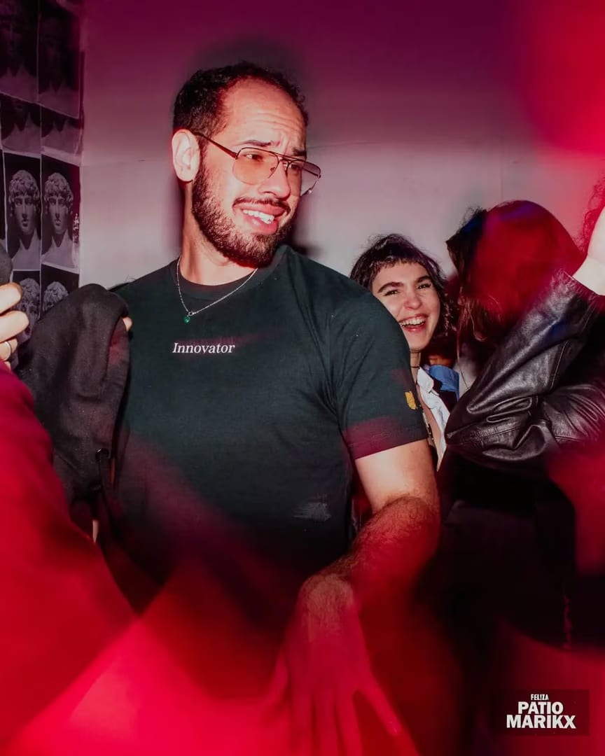 FEL!ZA Club LGBTIQ Buenos Aires — El viernes? Tranqui, brillando como diamantes...

www.felizarcoiris.com

FEL!ZA 