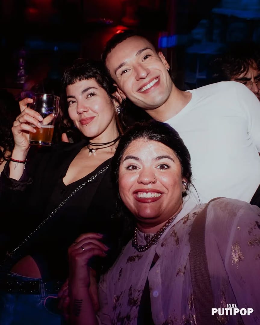 FEL!ZA Club LGBTIQ Buenos Aires — ************ SABADO PUTIPOP************
.................................2000s..
