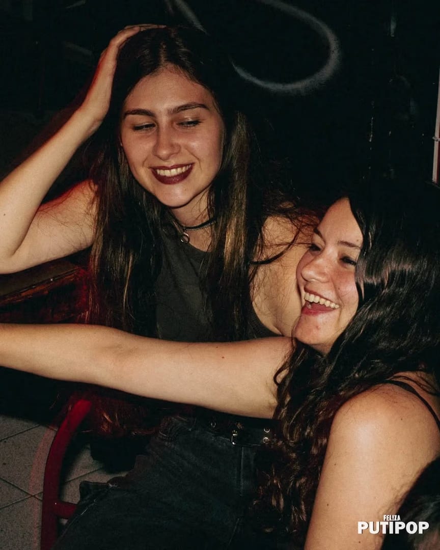 FEL!ZA Club LGBTIQ Buenos Aires — * SABADO 7M
NO ES UNA FIESTA, ES UN UNIVERSO
21h CINE DEBATE LESBICO "BUT IM A