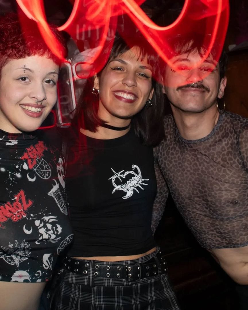 FEL!ZA Club LGBTIQ Buenos Aires — 🔥SABADO PUTIPOP una noche de sudor y deseo marikx

20h JAM DE DIBUJO
20.30 TEAT