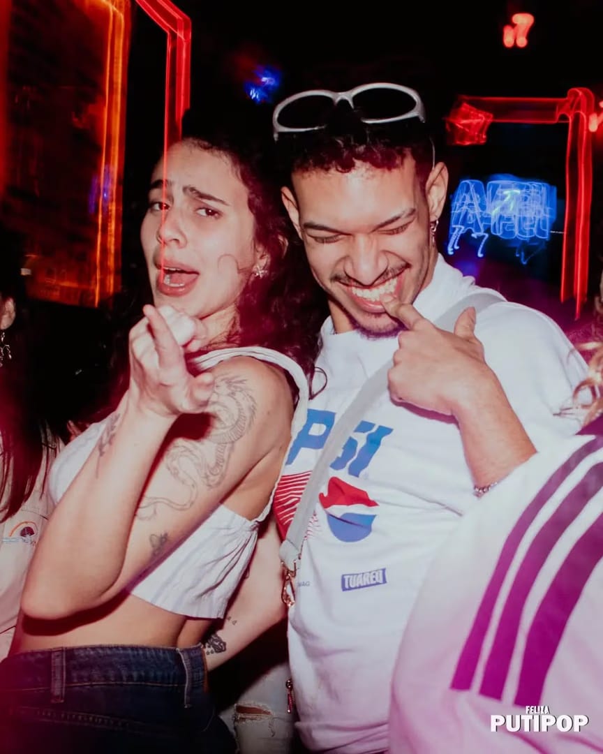 FEL!ZA Club LGBTIQ Buenos Aires — Que vas a hacer hoy? Nosotres ya estamos aca

www.felizarcoiris.com

FEL!ZA 
Tu 