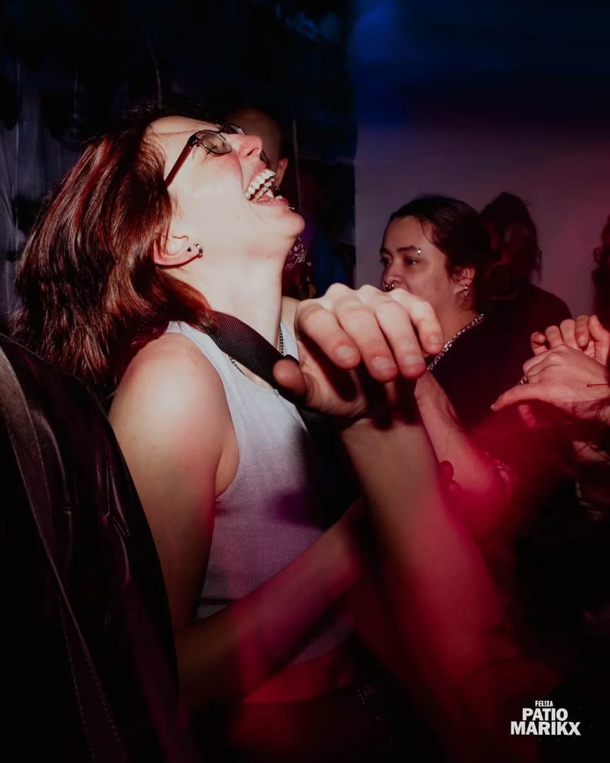 FEL!ZA Club LGBTIQ Buenos Aires — ×××××××VIERNES PATIO MARIKX ××××××
..............QUE NO TE LO CUENTEN...........